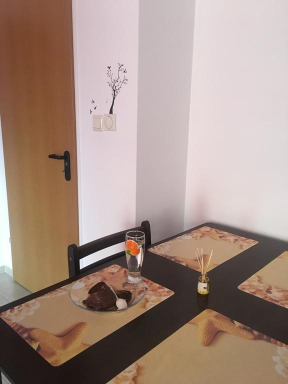 Milos Apartments Pomorie Exterior foto